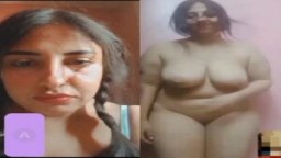 Big boobs Paki MILF viral nude video call
